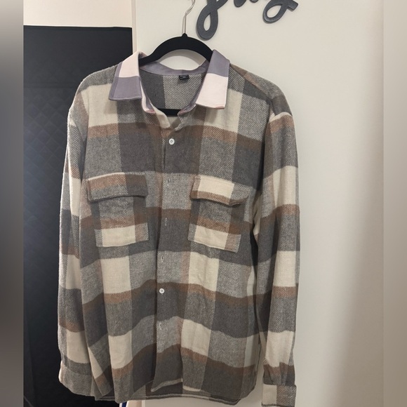Flannel button up Long Sleeve - Picture 1 of 4
